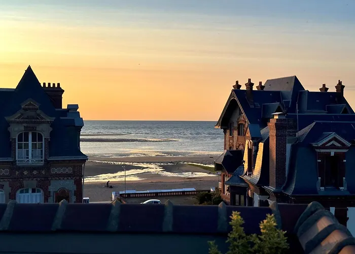 Familial - 2 Toits Terrasses - Vue - Hyper Centre D'houlgate