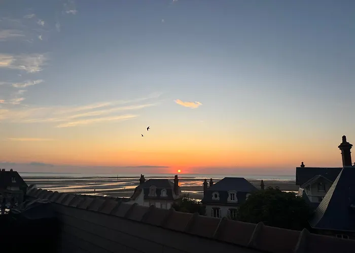 Familial - 2 Toits Terrasses - Vue - Hyper Centre D'houlgate * Houlgate