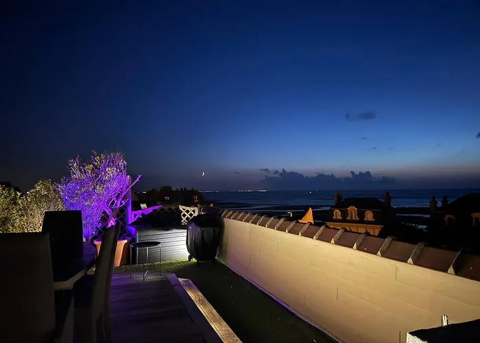 Familial - 2 Toits Terrasses - Vue - Hyper Centre D'houlgate * Houlgate