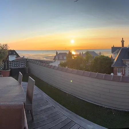 Familial - 2 Toits Terrasses - Vue - Hyper Centre D'houlgate *