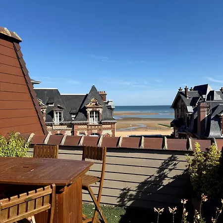 Familial - 2 Toits Terrasses - Vue - Hyper Centre D'houlgate アパート *